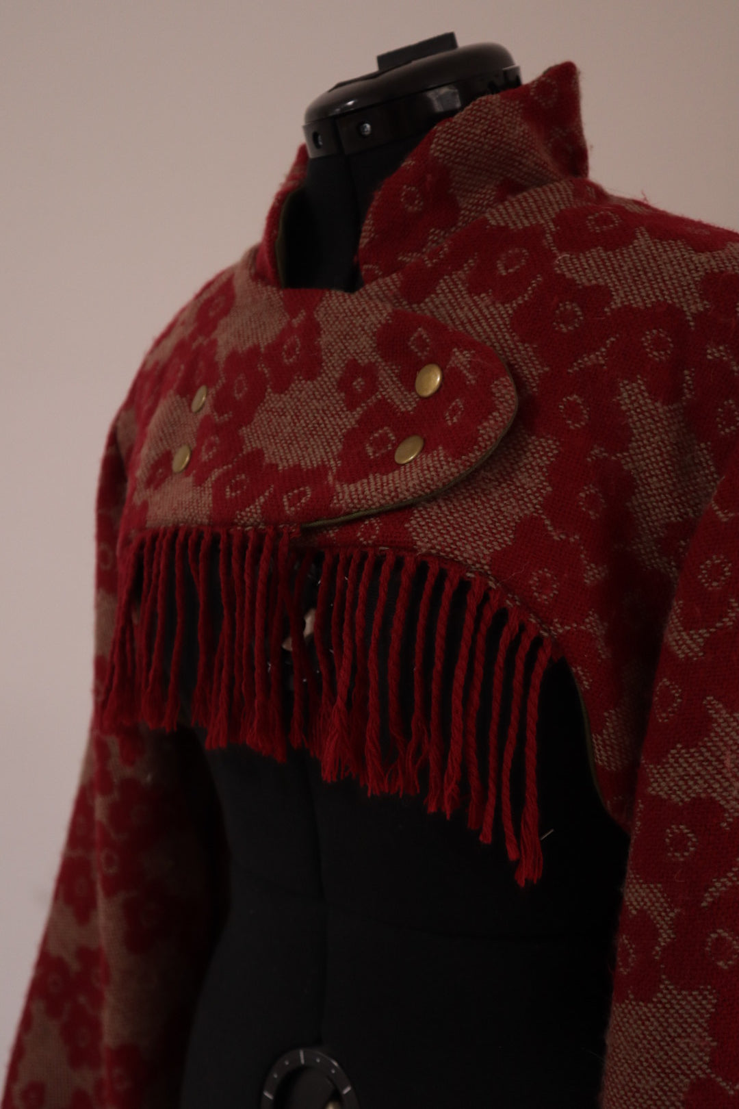Cropped Over Jacket - S/M